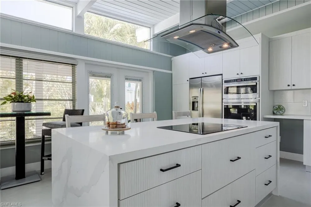 434 Lagoon Drive Sanibel, FL 33957