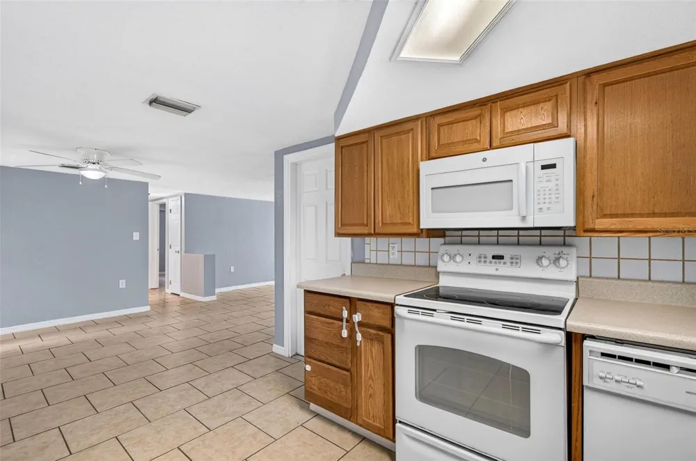 9831 RAINBOW LANE Port Richey, FL 34668