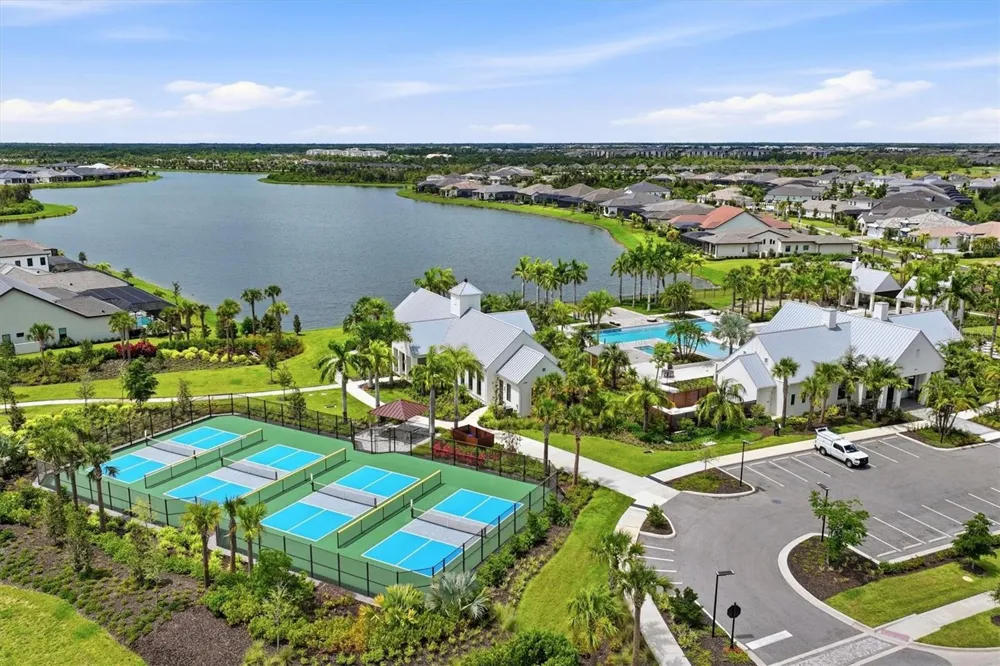 11565 GLEAMING TERRACE Venice, FL 34293