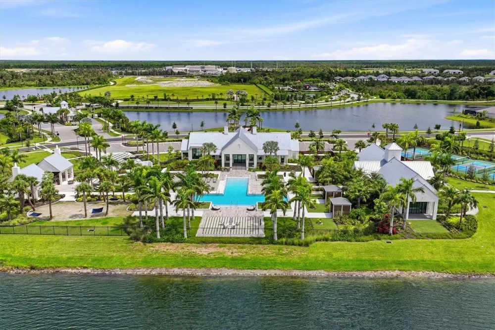 11565 GLEAMING TERRACE Venice, FL 34293