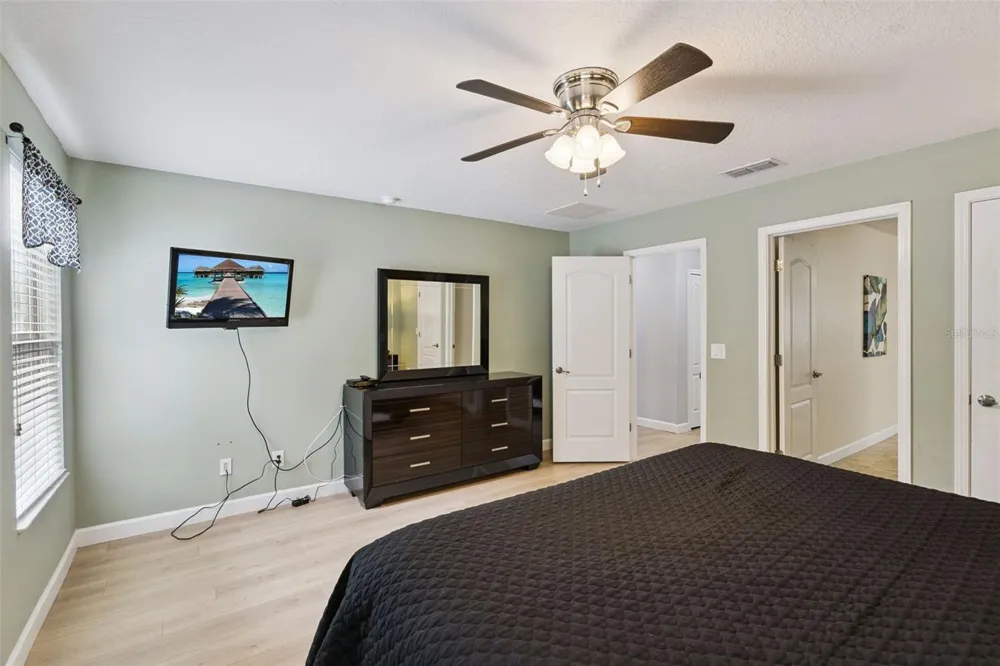 8898 CANDY PALM ROAD Kissimmee, FL 34747