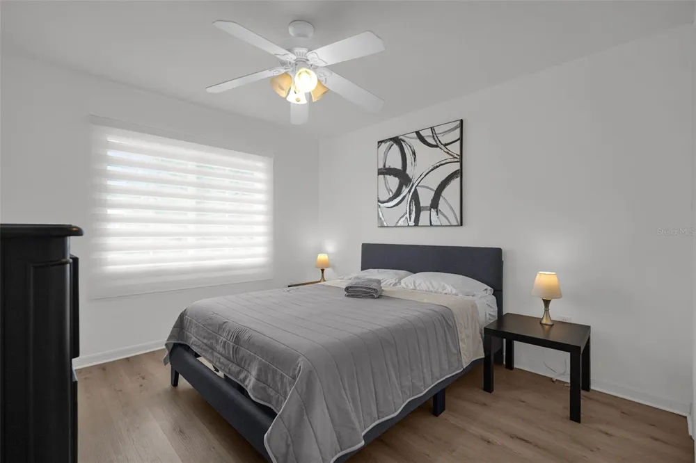 470 PARADISE WOODS COURT Davenport, FL 33896
