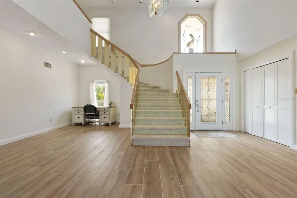 290 BAYSIDE DRIVE Clearwater, FL 33767