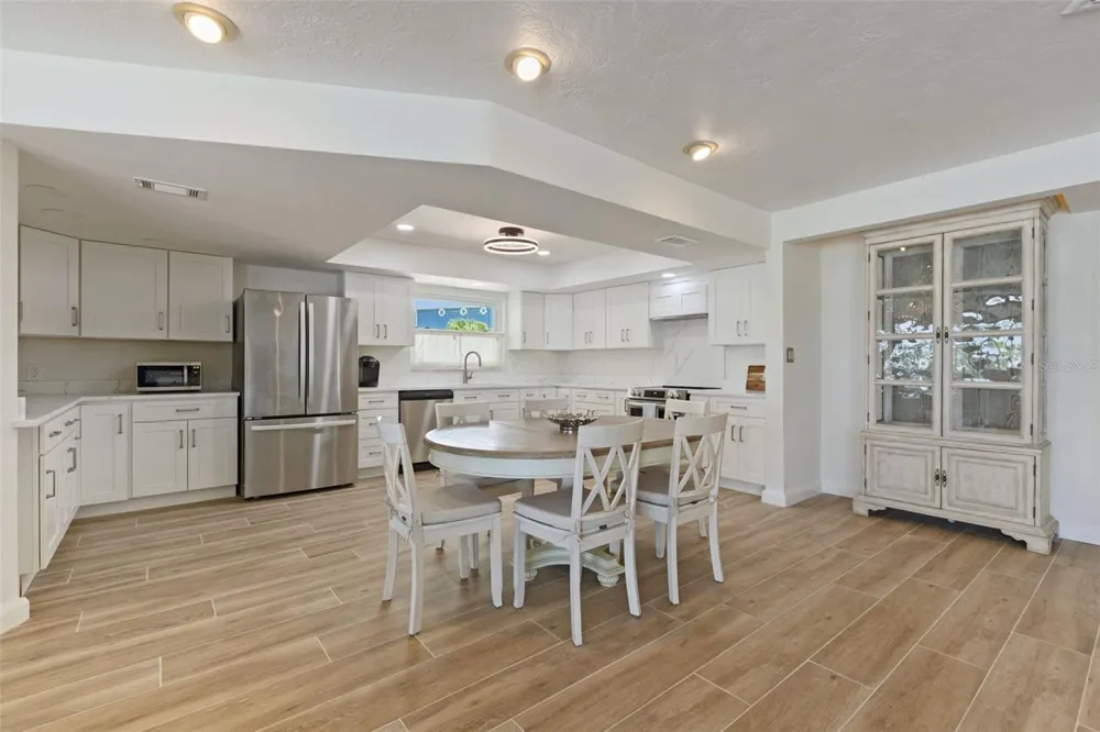 290 BAYSIDE DRIVE Clearwater, FL 33767