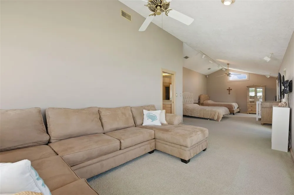 290 BAYSIDE DRIVE Clearwater, FL 33767