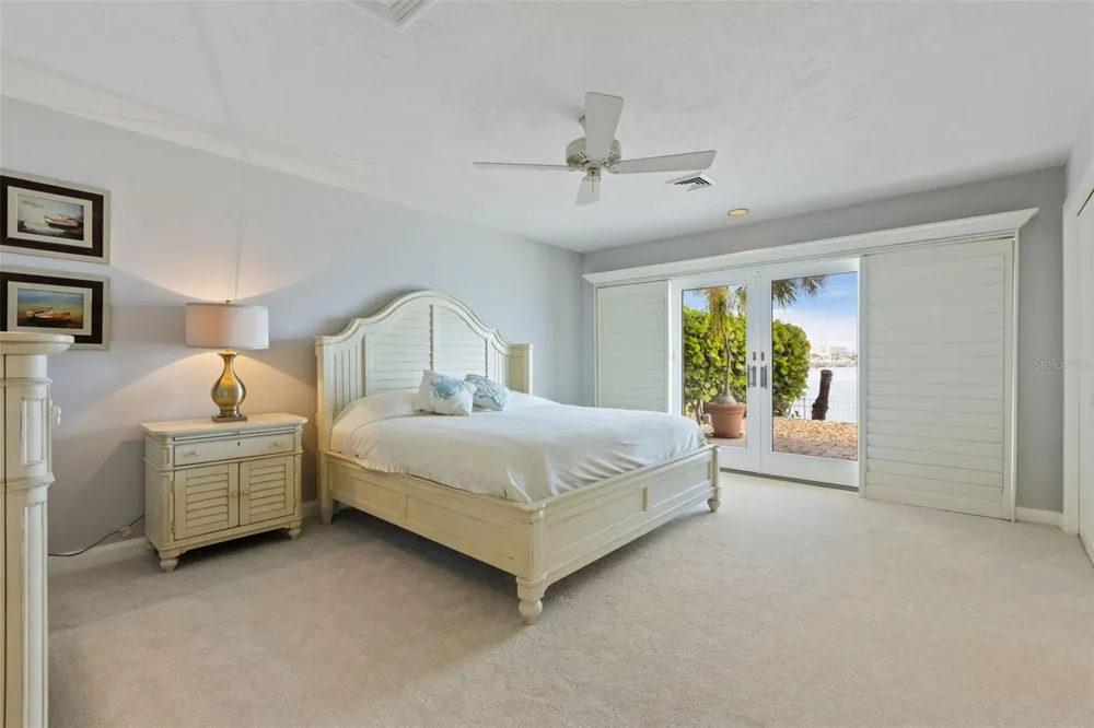 290 BAYSIDE DRIVE Clearwater, FL 33767