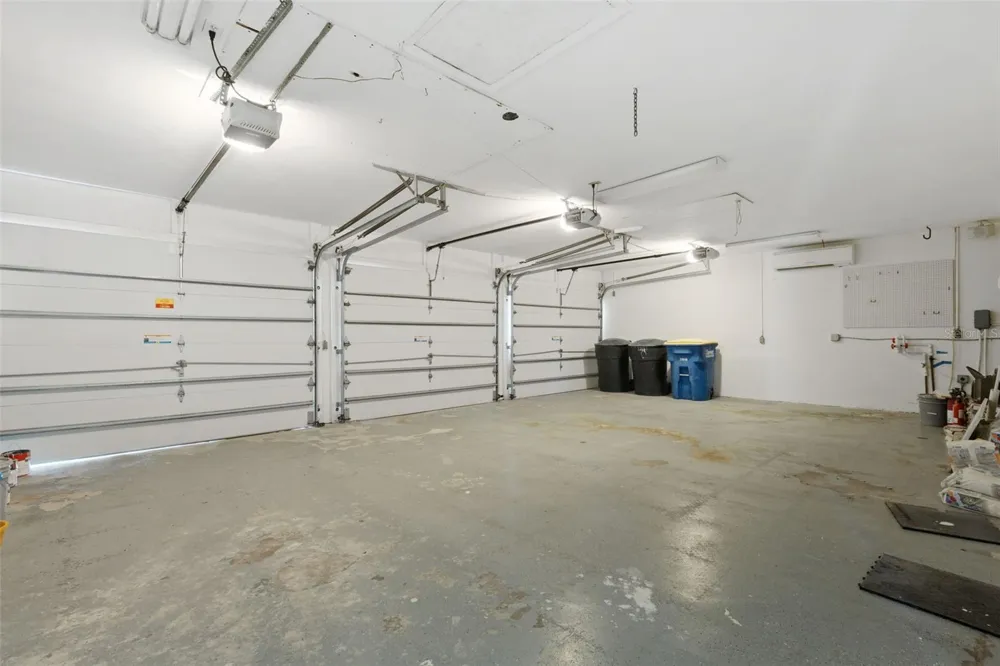 290 BAYSIDE DRIVE Clearwater, FL 33767