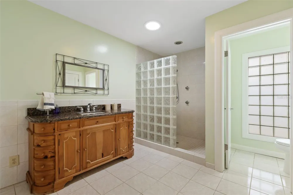 290 BAYSIDE DRIVE Clearwater, FL 33767