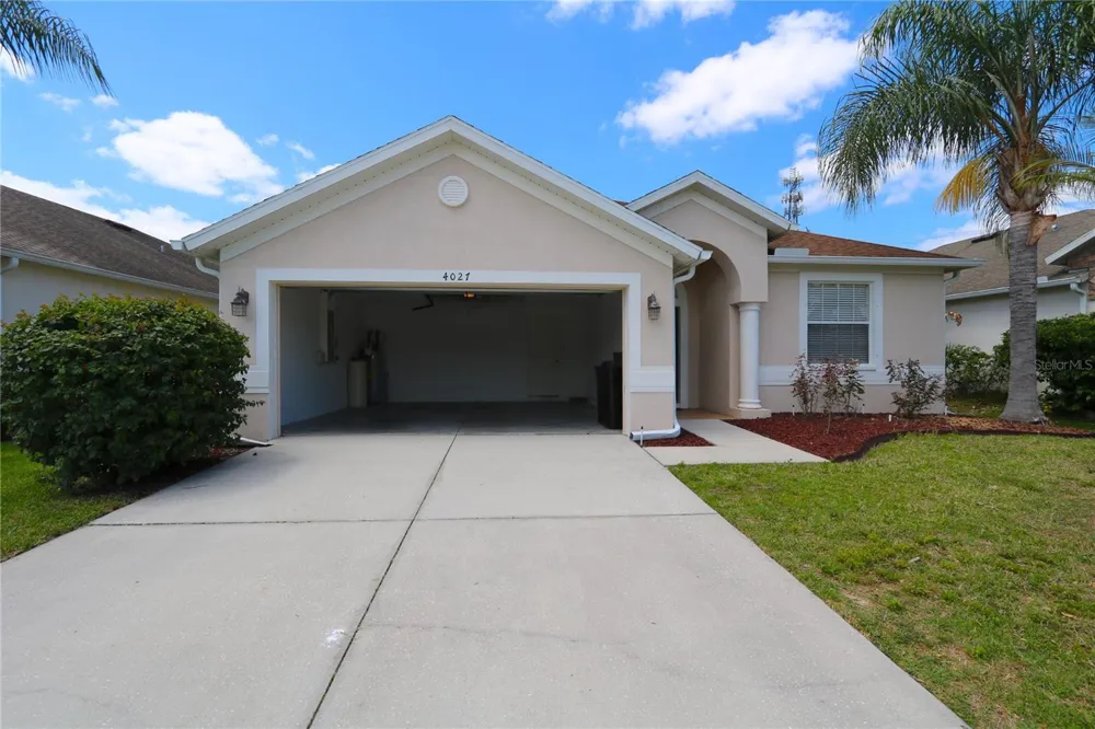 4027 LANGDRUM DRIVE Wesley Chapel, FL 33543