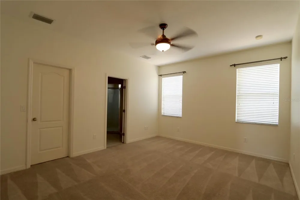 4027 LANGDRUM DRIVE Wesley Chapel, FL 33543