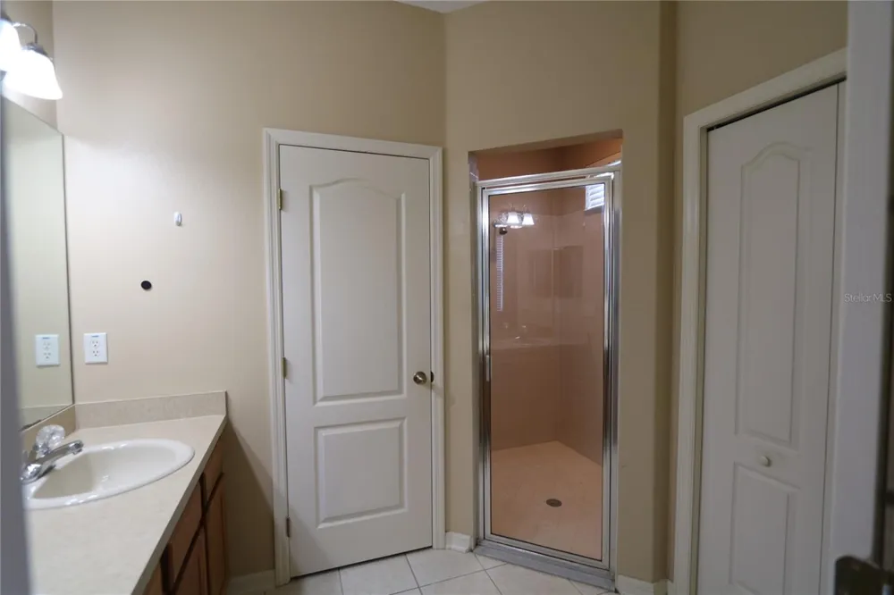 4027 LANGDRUM DRIVE Wesley Chapel, FL 33543