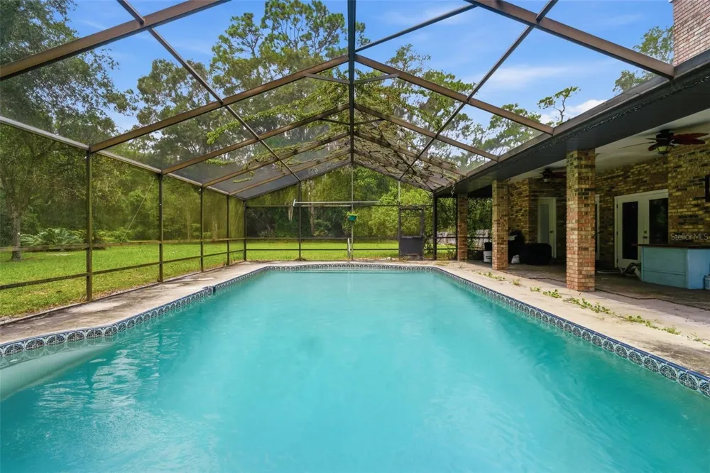 1530 W BERESFORD ROAD Deland, FL 32720