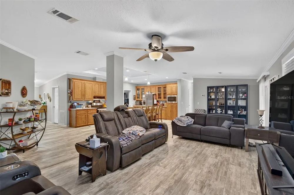 21812 FIELD OF DREAMS LANE Dade City, FL 33523