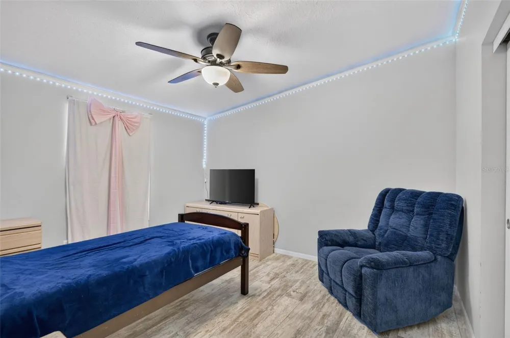 21812 FIELD OF DREAMS LANE Dade City, FL 33523