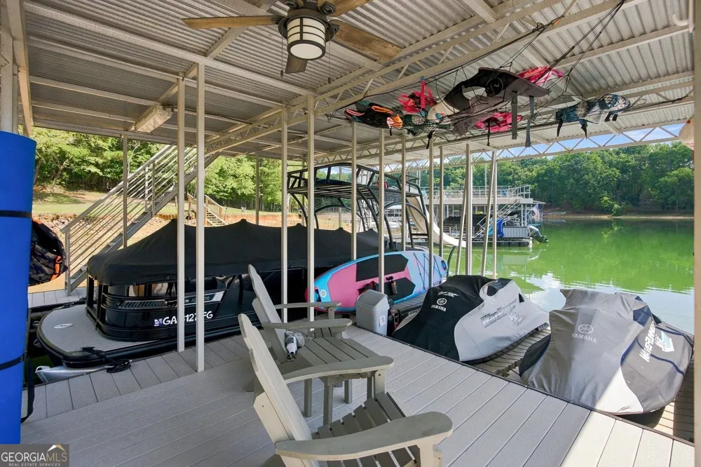 8915 Bay LN Gainesville, GA 30506