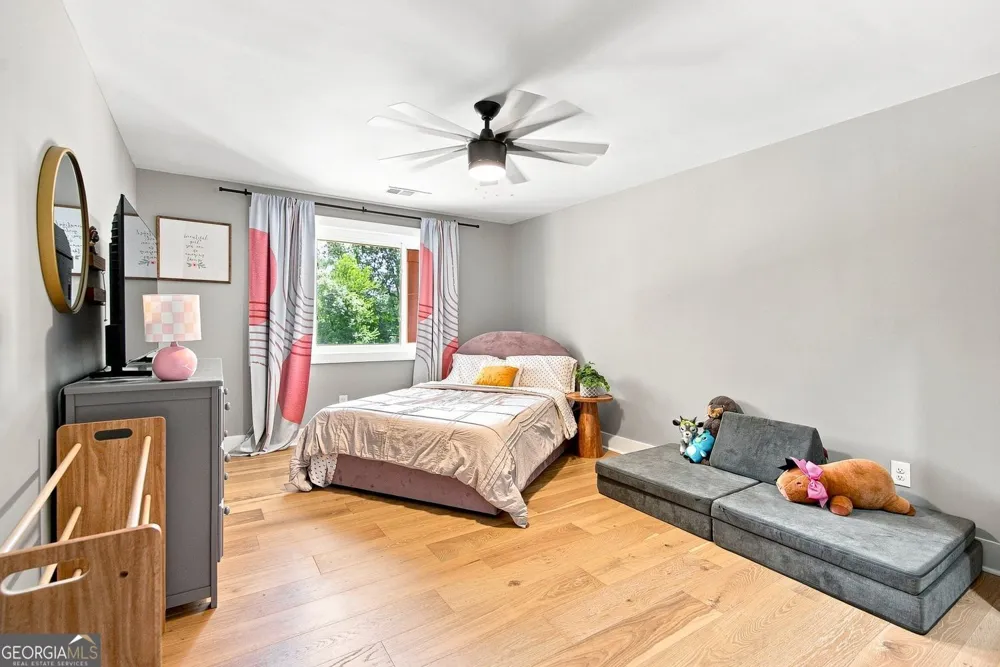 8915 Bay LN Gainesville, GA 30506