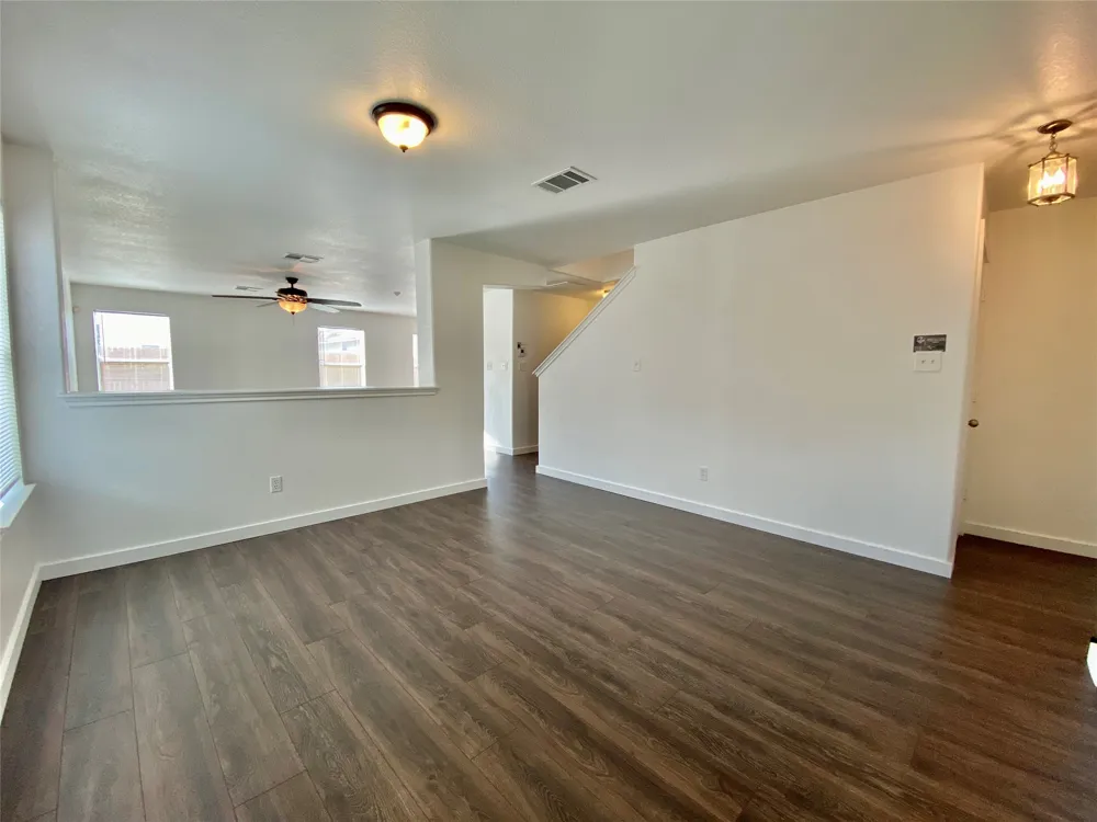 6608 Ferrystone Pass Del Valle, TX 78617