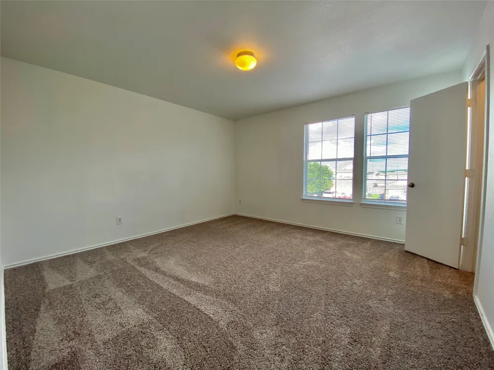 6608 Ferrystone Pass Del Valle, TX 78617