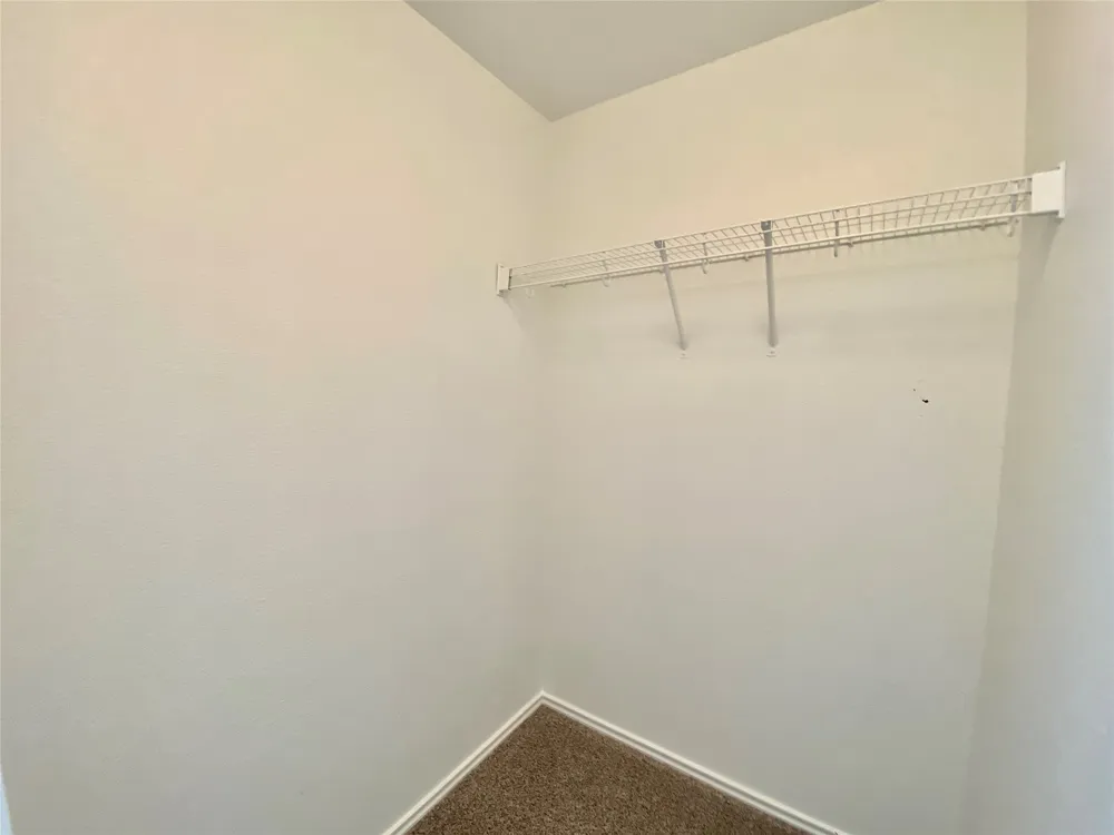 6608 Ferrystone Pass Del Valle, TX 78617