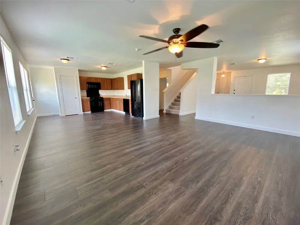 6608 Ferrystone Pass Del Valle, TX 78617