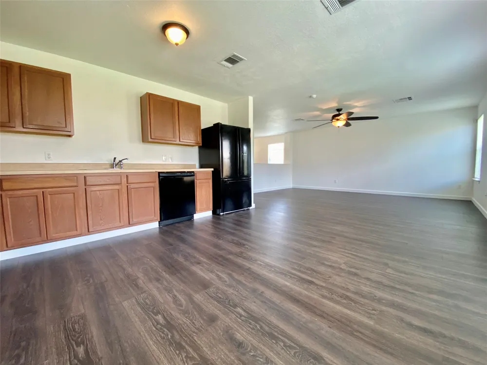 6608 Ferrystone Pass Del Valle, TX 78617