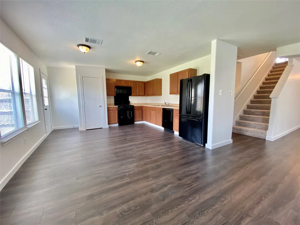 6608 Ferrystone Pass Del Valle, TX 78617