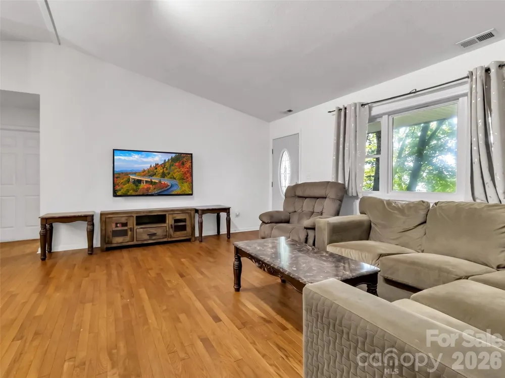 115 Knoll Ridge Lane Waynesville, NC 28785