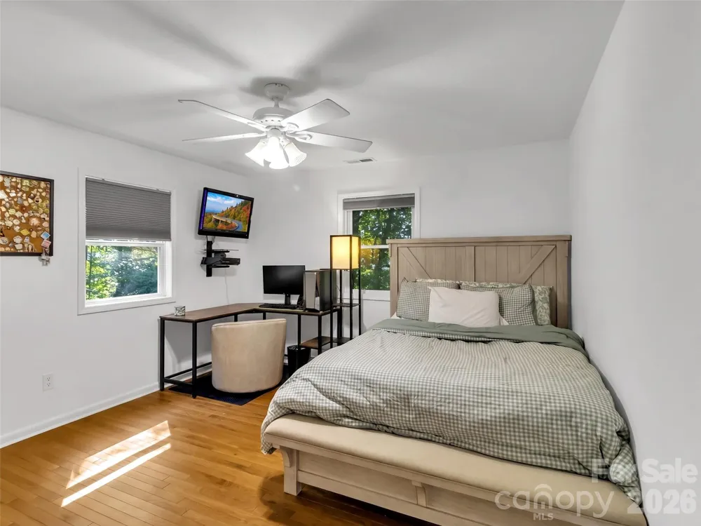 115 Knoll Ridge Lane Waynesville, NC 28785
