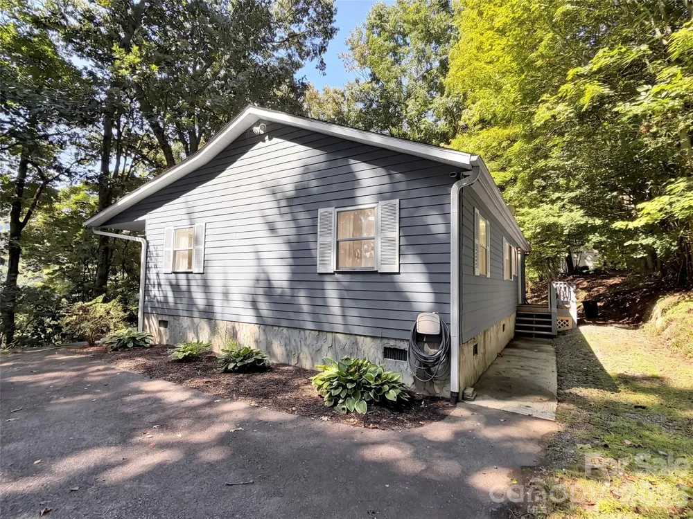 115 Knoll Ridge Lane Waynesville, NC 28785
