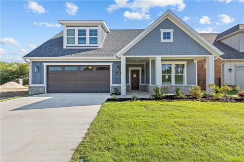 4259 W Huron Loop
