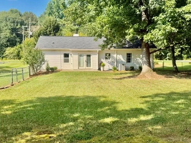 4429 McBrayer Road Flowery Branch, GA 30542