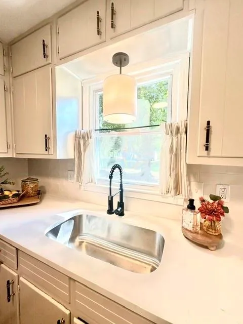 4429 McBrayer Road Flowery Branch, GA 30542