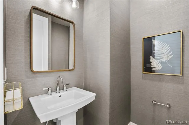 11361 W Alder Drive Littleton, CO 80127