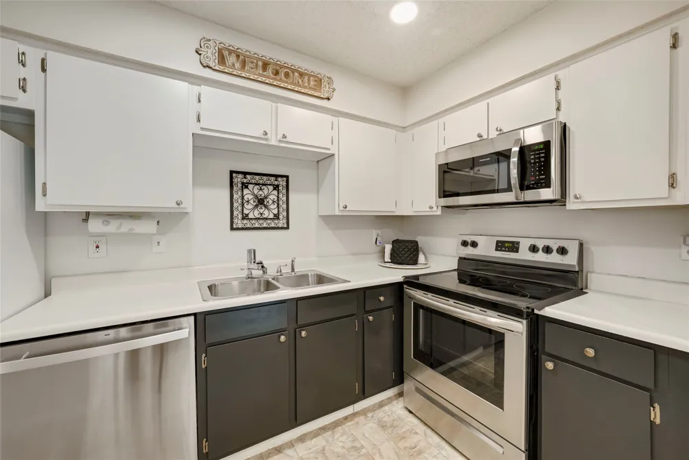 5300 Keller Springs Road #1077 Dallas, TX 75248