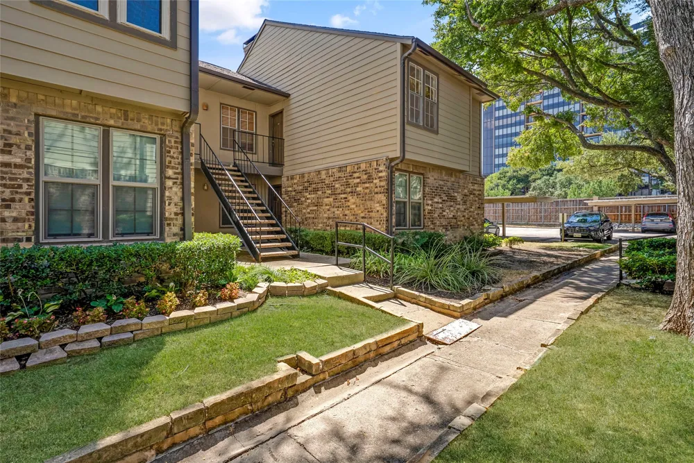 5300 Keller Springs Road #1077 Dallas, TX 75248