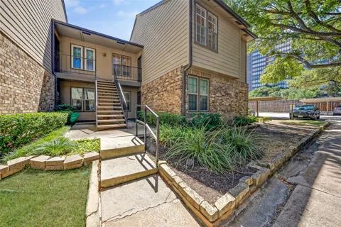 5300 Keller Springs Road #1077