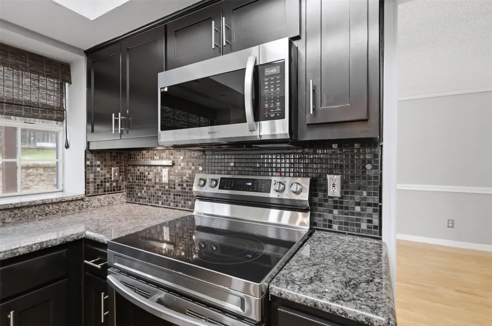 4708 Glenbrook Drive Grapevine, TX 76051
