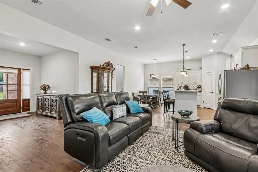 114 Prairie Meadow Lane Pottsboro, TX 75076