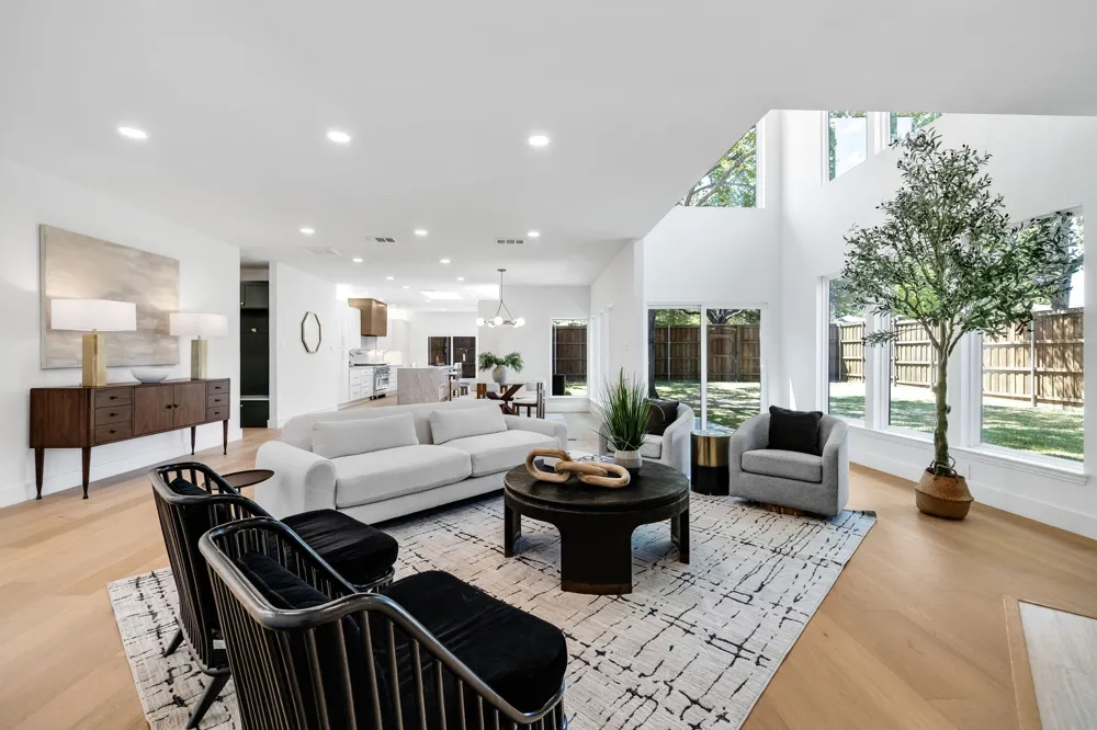 4402 Briargrove Lane Dallas, TX 75287