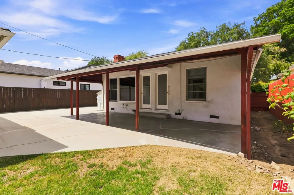 10860 Oregon Avenue Culver City, CA 90232