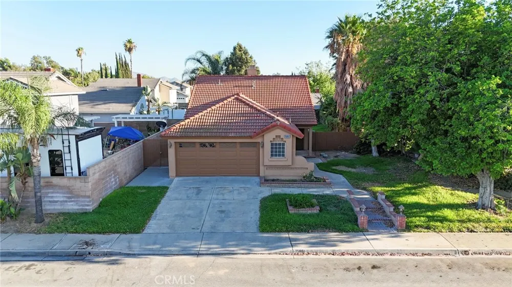15061 Fuchsia Court Fontana, CA 92336