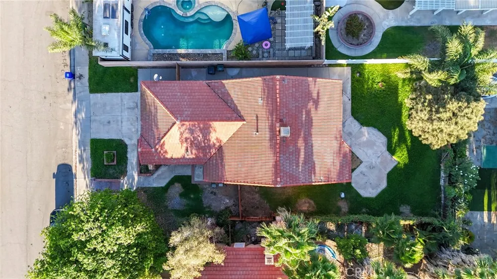 15061 Fuchsia Court Fontana, CA 92336