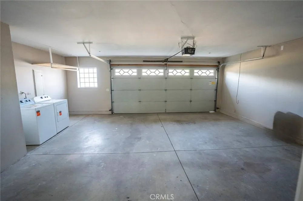 15061 Fuchsia Court Fontana, CA 92336