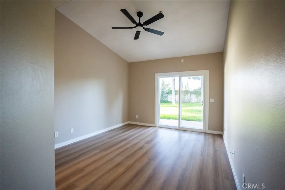 15061 Fuchsia Court Fontana, CA 92336