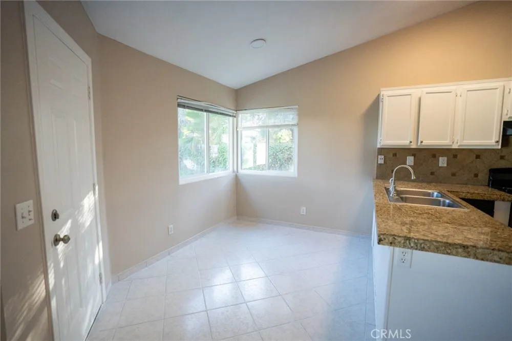 15061 Fuchsia Court Fontana, CA 92336