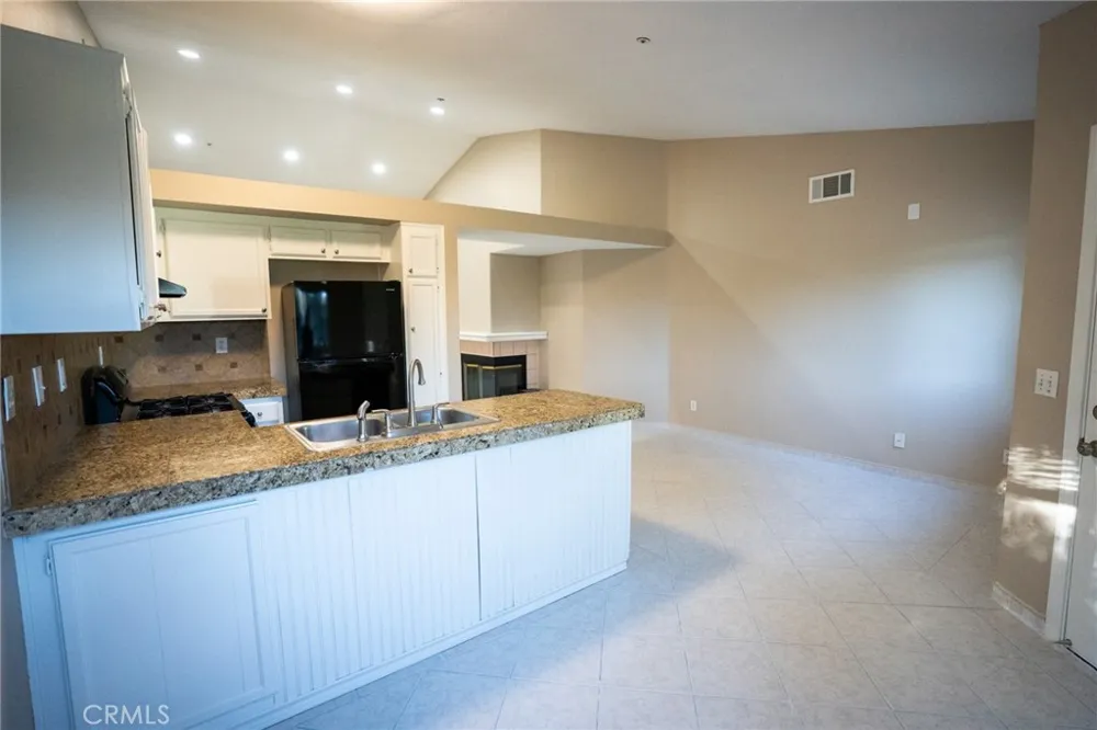 15061 Fuchsia Court Fontana, CA 92336