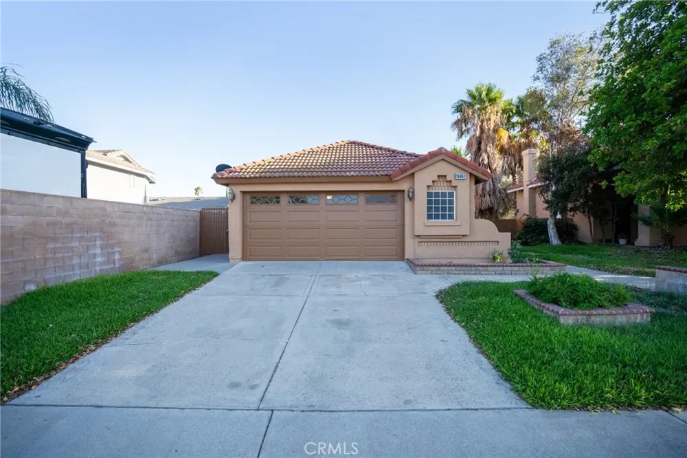 15061 Fuchsia Court Fontana, CA 92336