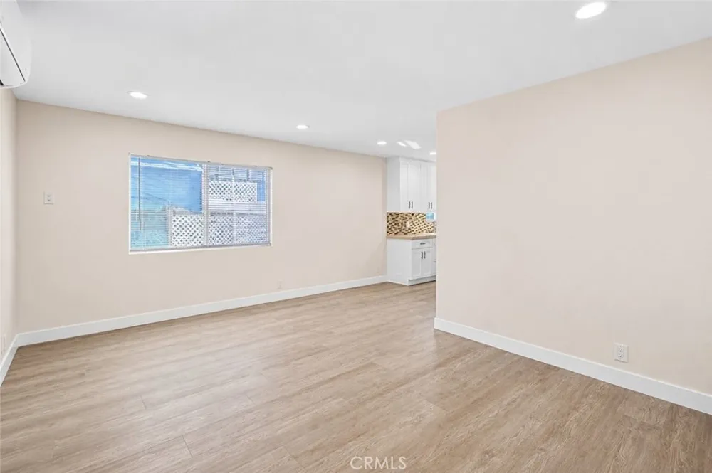 1124 Coronel Street San Fernando, CA 91340