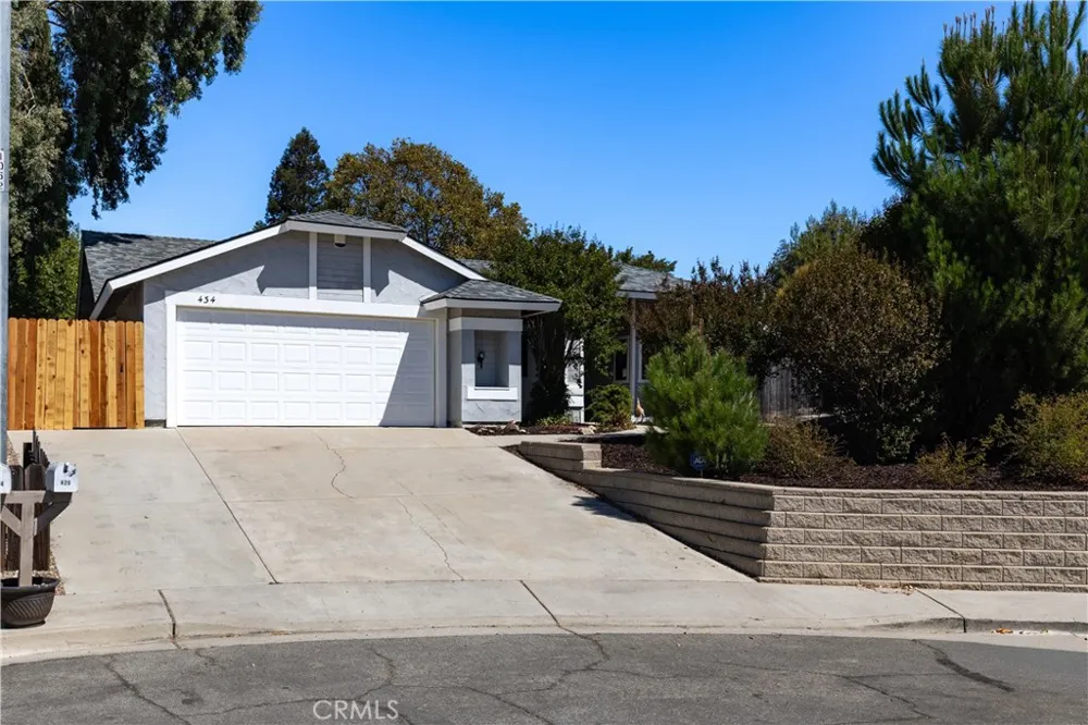 434 Cherokee Court Paso Robles, CA 93446