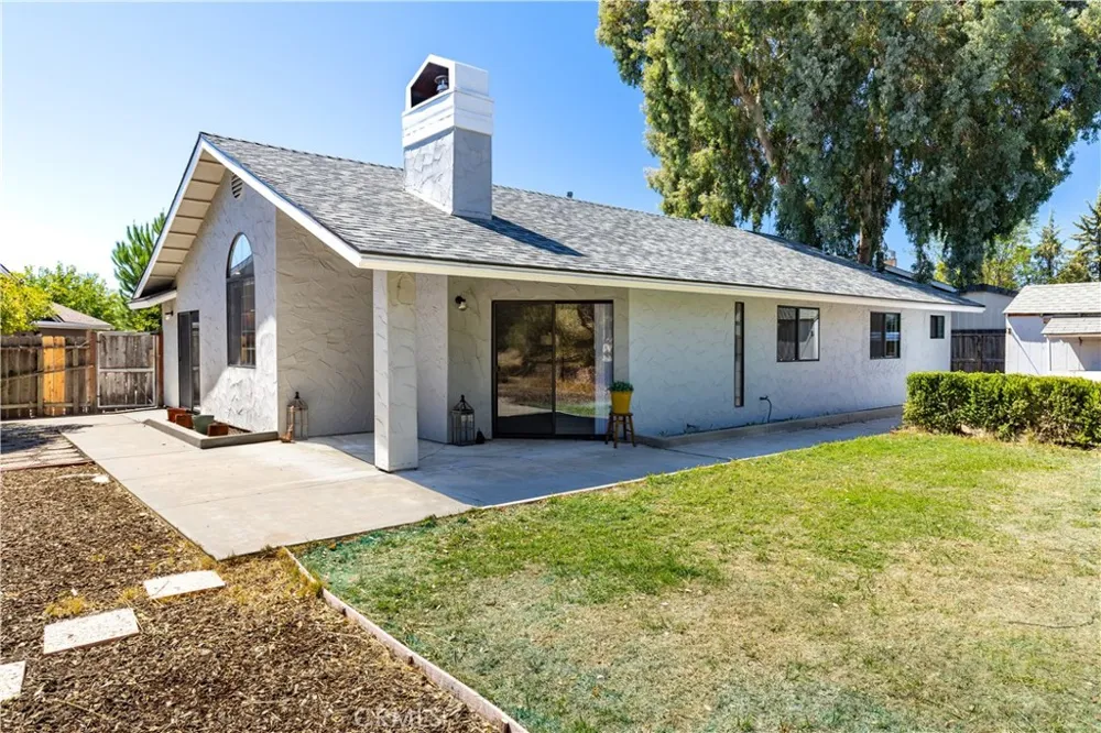 434 Cherokee Court Paso Robles, CA 93446